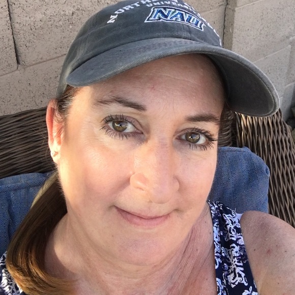 Meet your Posher, Dana - Picture 1 of 1